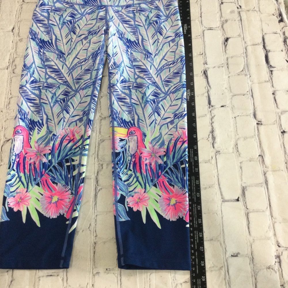 Lilly Pulitzer Women’s Luxletic Capri Length Leggings Size Small - Picture 9 of 10